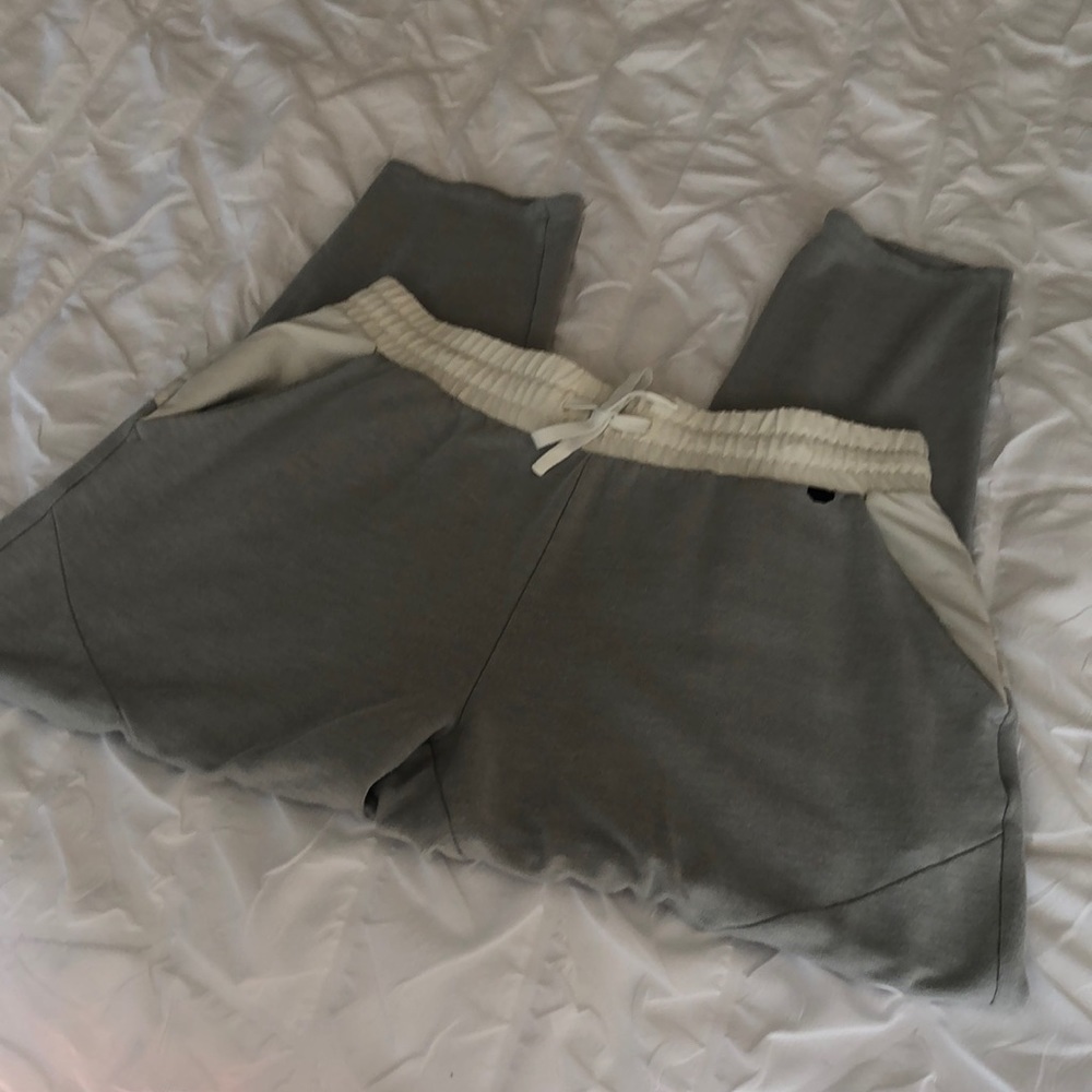 Modal cotton/poly Under Armor lightweight sweats